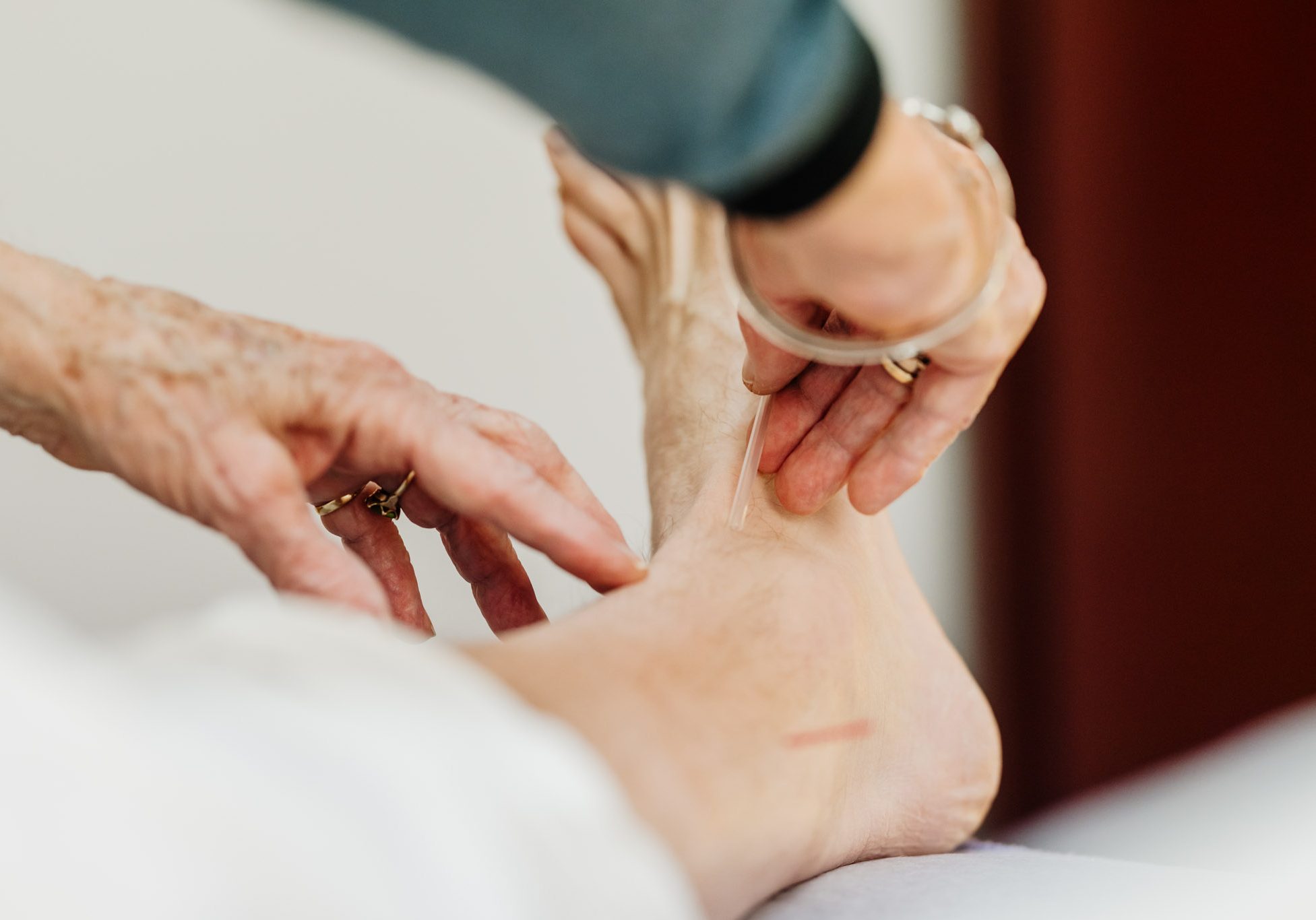 MareePKearnsAcupuncture-2048px-014
