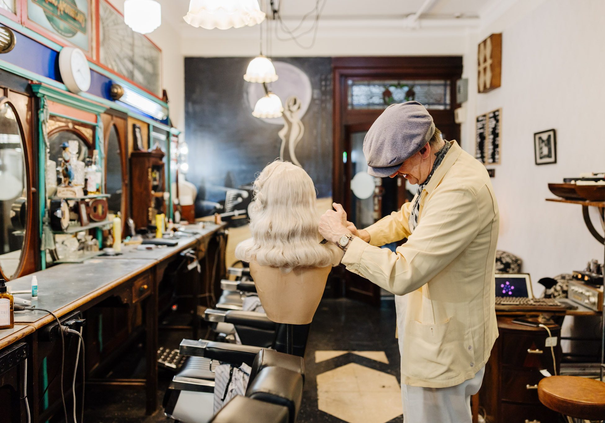SterlingHairdressing-2048px-002